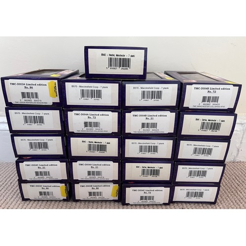 1128 - A large quantity of boxed Dapol OO scale wagons. (22)