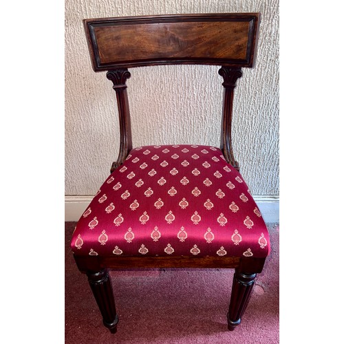 91 - A mahogany Gillows single chair with reeded front legs. 83cm h x 46cm w x 49.5cm  to seat.