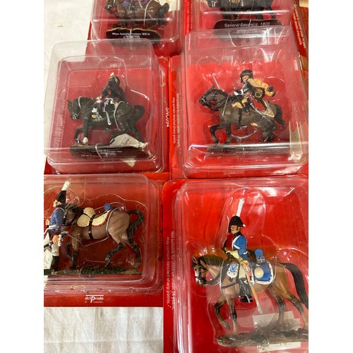 1144 - A collection of boxed Del Prado figurines on horseback to include Prussian, French, Spanish, etc (16... 