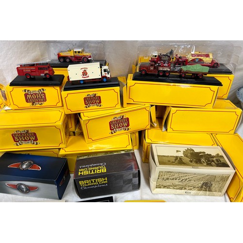 1146 - A collection of boxed Atlas Editions The Greatest Show On Earth diecast vehicles together with Atlas... 