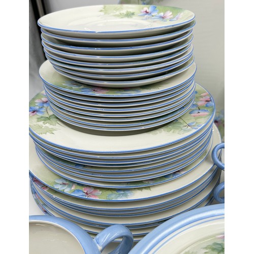 240 - An eight piece part Shelley dinner service, pattern c12516 comprising 8 x dinner plates, 8 x dessert... 