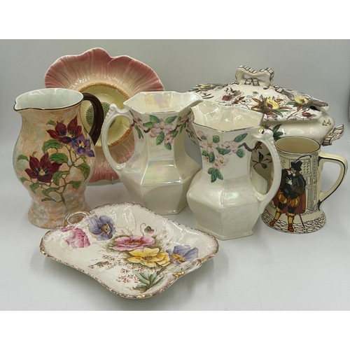 242 - Various ceramics to include a Sylvac petal dish 27cm d, a Doulton's  Pomegranate Burslem lidded ture... 