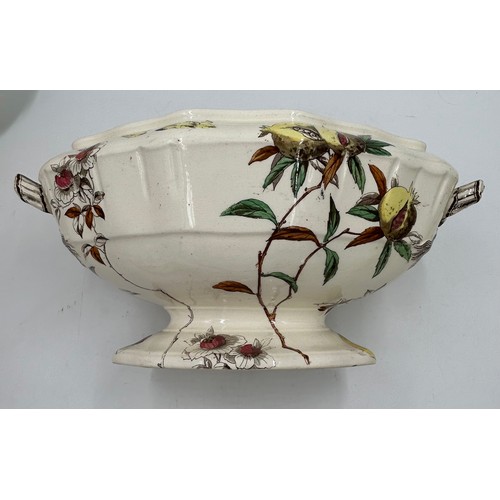 242 - Various ceramics to include a Sylvac petal dish 27cm d, a Doulton's  Pomegranate Burslem lidded ture... 