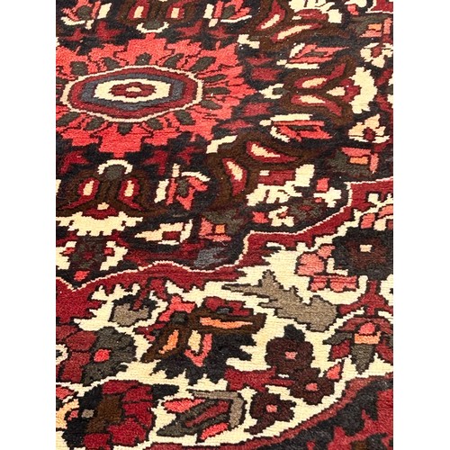 1224 - A contemporary Bakhtiari hand knotted carpet from Persia/Iran with wool pile and cotton warp. Approx... 