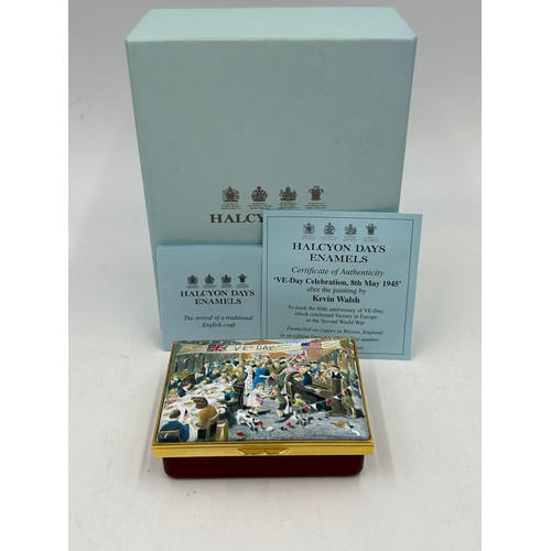 395 - A collection of Halcyon Days Enamels to include VE Day Celebration box by Kevin Walsh limited editio... 