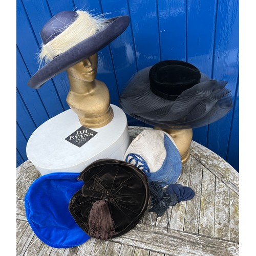 886 - Vintage hats to include black velvet Christian Dior, Edna Wallace, brown velvet Edna Wallace, 100% p... 