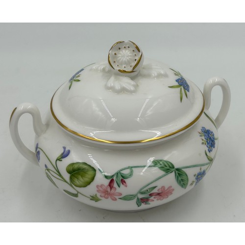 218 - A Royal Worcester tea service in the Arcadia design to include:  6 x cups, 6 x saucers, 6 x dessert ... 