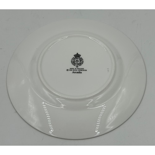 218 - A Royal Worcester tea service in the Arcadia design to include:  6 x cups, 6 x saucers, 6 x dessert ... 