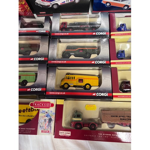 1156 - Corgi Deluxe Time to include LC1003 Emergency Motors MGB Set Lancashire Constabulary, VA10501 Motors... 