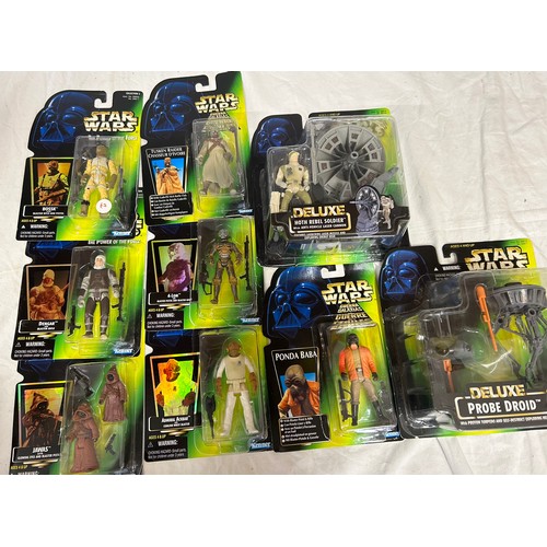 1158 - Star Wars: A collection of 44 Hasbro and Kenner carded figures, a Deluxe Probe Droid and a Deluxe Ho... 