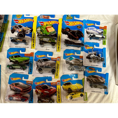 1185 - Carded Mattel Hot Wheels diecast models, including Star Wars, HW Race, HW City, HW Workshop, HW Off ... 