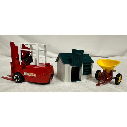 1191 - Britains diecast farming models to include 9556 Hay Baler, 9535 Potato Harvester, 9581 Unimog Breakd... 