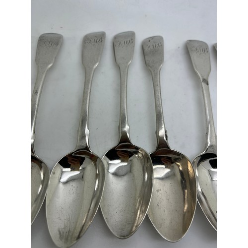 785 - Six hallmarked silver dessert spoons, London 1824, maker probably James Thomas. Total weight 270gm.