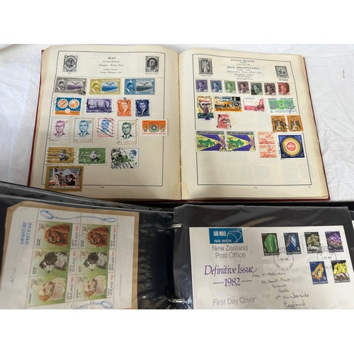 739 - World stamps in 4 x 'Senator' Stanley Gibbons albums plus more smaller albums and Stanley Gibbons Si... 