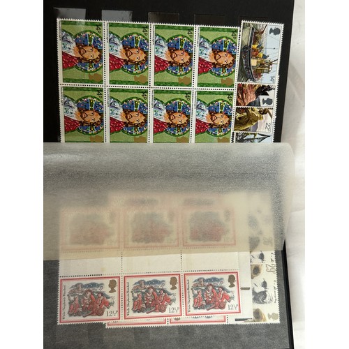 739 - World stamps in 4 x 'Senator' Stanley Gibbons albums plus more smaller albums and Stanley Gibbons Si... 