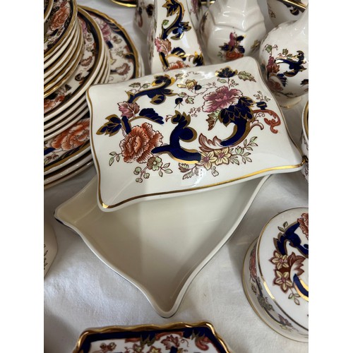 201 - A large collection of Mason Mandalay pattern ware comprising: teapot 17cm h, 2 x square lidded pots,... 