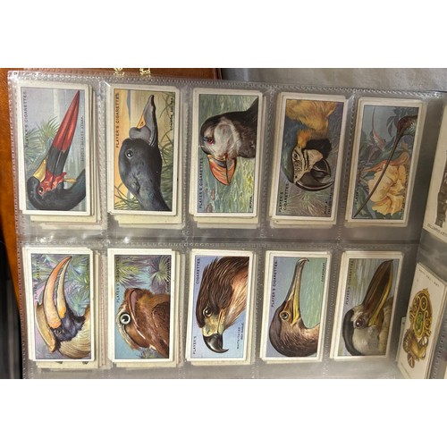 405 - A large collection of Cigarette Cards and Tea cards in excess of 9,000 to include 5 x albums with co... 