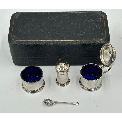 792 - Cased silver three piece cruet set, Birmingham 1924 Docker & Burn Ltd comprising: salt, mustard with... 