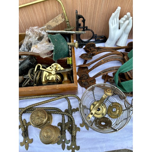 1319 - A large quantity of vintage brass and metal furniture and door fittings, locks etc.