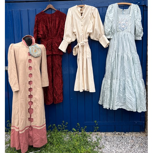 870 - Vintage costume to include silk Droopy & Browns York cream button through dress marked size 14, pale... 