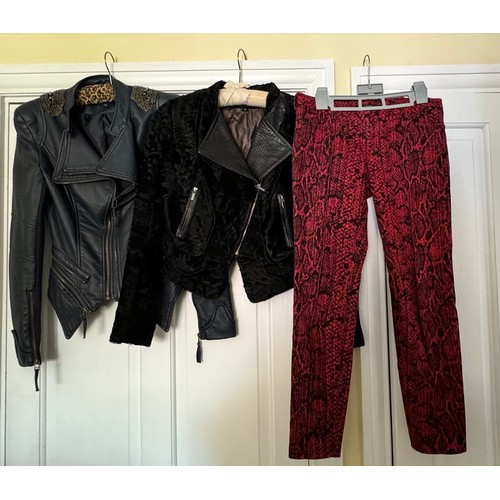 881 - Red Gucci jeans size XS, and red leather Gucci belt size 70 together with a DéjàVu jacket size small... 