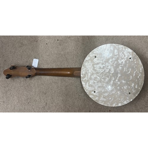 983 - The Faerie Queen John Grey banjo. 58cm l.