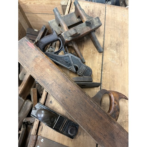 1329 - A quantity of vintage tools to include 2 drilling machines and a pine chest of planes etc.