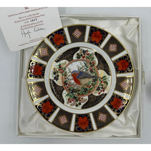 403 - Six Royal Crown Derby Limited Edition Christmas plates 21.5cm d comprising: 1991 the first plate In ... 