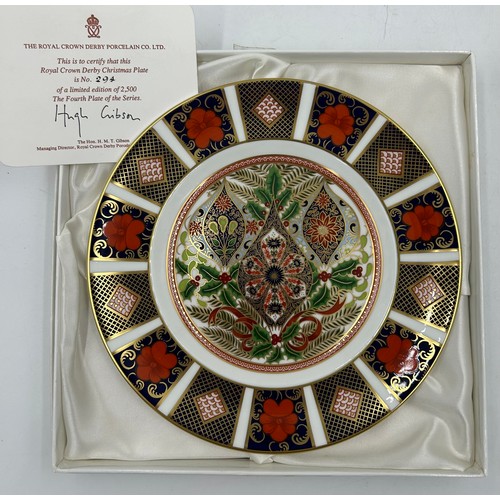 403 - Six Royal Crown Derby Limited Edition Christmas plates 21.5cm d comprising: 1991 the first plate In ... 