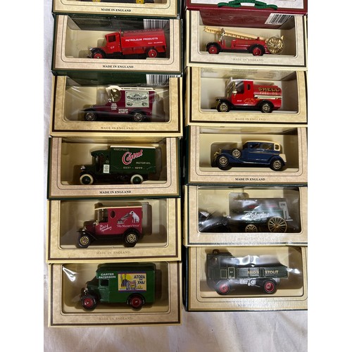 1208 - A large quantity of die cast Lledo models, Days Gone, Models of Yesteryear to include Models of Yest... 