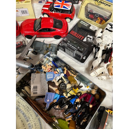 1209 - A miscellany of mostly boxed toys to include Corgi CC99138 The Italian Job, Corgi 96012 Spender Ford... 