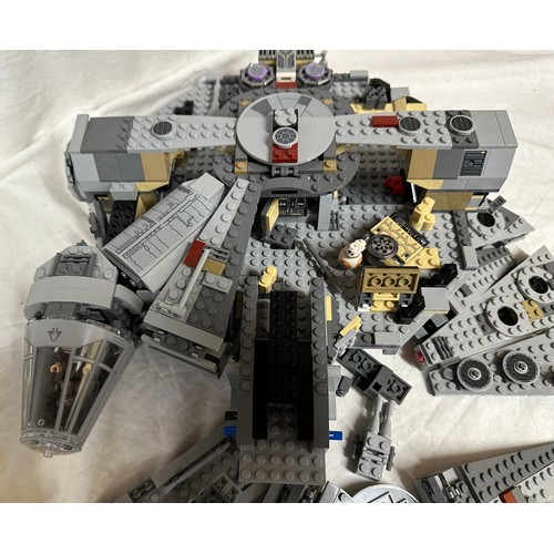 1211 - Lego, an unboxed quantity of loose items to include Star Wars Millennium Falcon, boat, helicopter, j... 