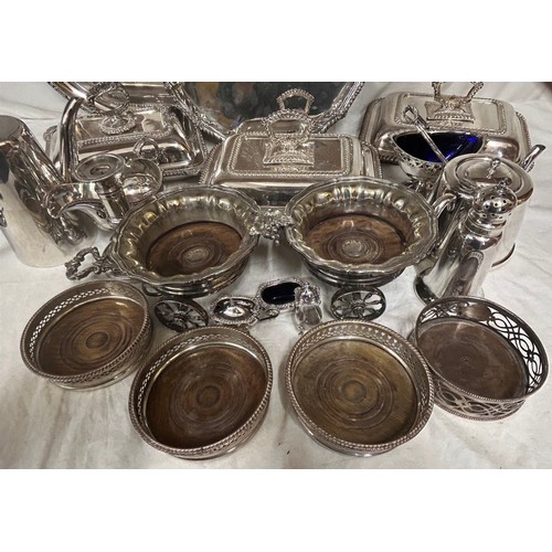 753 - A large quantity of good quality silverplated items to include a large footed tray by Walker and Hal... 