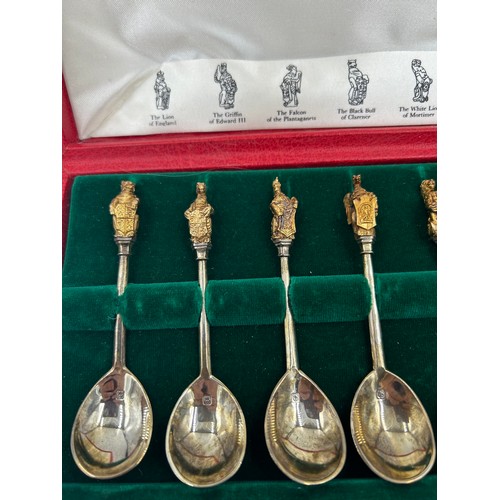 827 - The Queen's Beasts - a cased set of ten hallmarked silver spoons, William Comyns & Sons Ltd, London ... 