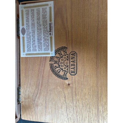 1315 - Cigars to include 50 King Edward the Seventh, 8 x H Upmann Havana and 25 Sir Winston H Upmann Havana... 