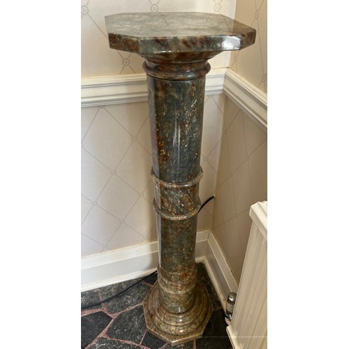 1402 - Green marble pillar with square top. 101cm h x 24cm x 24cm.