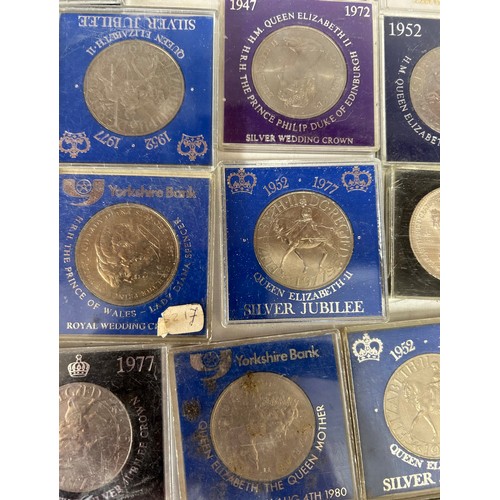 784 - A quantity of crowns and medallions to include 24 x Silver Jubilee, 12 x Coronation, 5 x Churchill, ... 