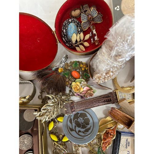 505 - Collection of Vintage Costume Jewellery along with a Ronson Lighter, Stratton powder compact, WW1 me... 