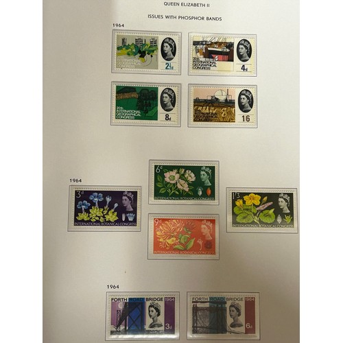 791 - A large quantity of GB and World Stamps to include  5 x Stanley Gibbons printed albums in hardbacked... 