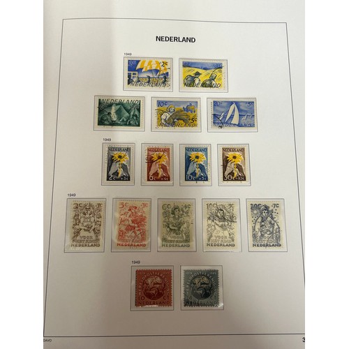 793 - A collection of Printed Stamp Albums DAVO 7 x Netherlands & UNIE 2 x Azores & Madeira along with a L... 