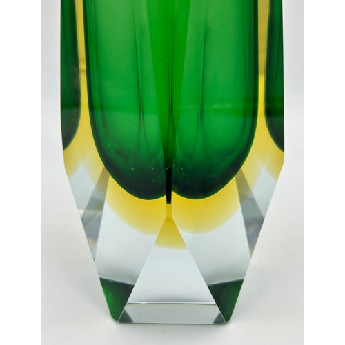 500 - Murano Sommerso faceted glass vase with green & amber colour 29cm h.