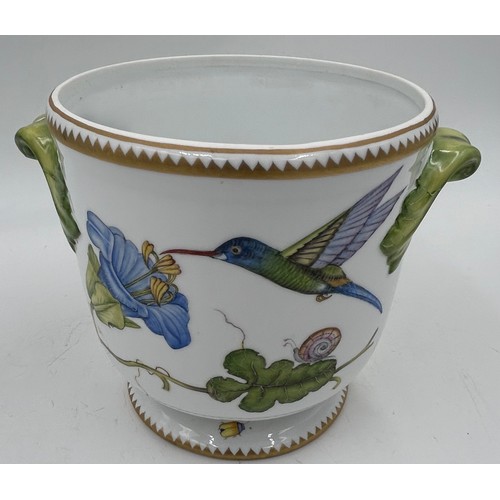 392 - Selection of hand painted ceramics to include a large Caverswall Bowl signed by M. Grant 'Chelsea' 2... 