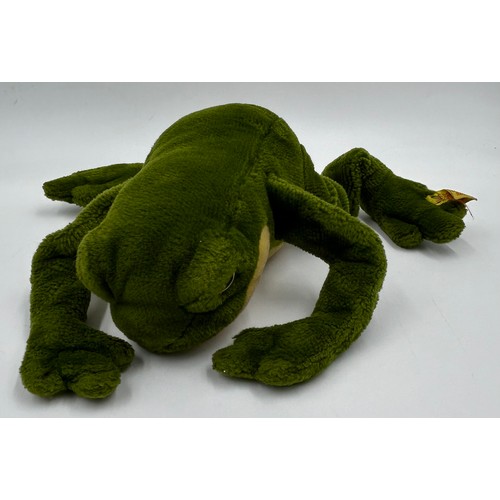 1304 - Five Steiff Soft Toys to include a large Green Toad 20cm h, Green Frog, 'Happy Frog Prince' , 'Cosy ... 