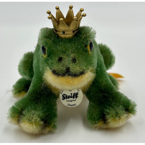 1304 - Five Steiff Soft Toys to include a large Green Toad 20cm h, Green Frog, 'Happy Frog Prince' , 'Cosy ... 