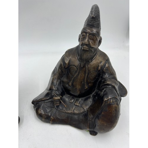 1015 - Japanese bronze scribe and tree stump with frog and snake. Tree stump 25cm w.