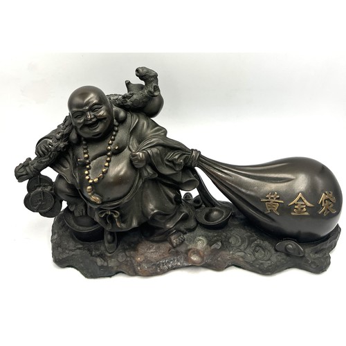 1033 - Chinese bronze figure. 13cm h.