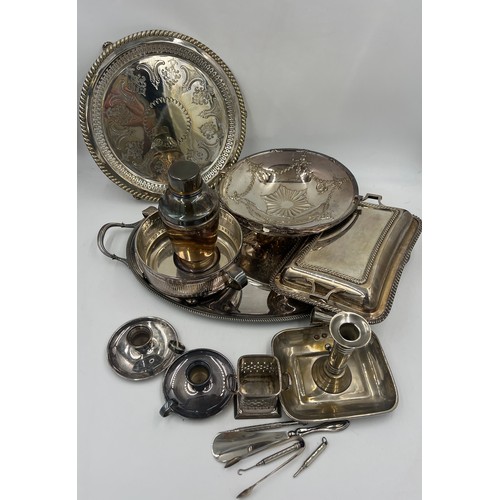 851 - A large quantity of good quality silver plated items to include entrée dish, large tray, cocktail sh... 