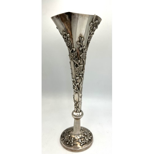 858 - Chinese export trumpet vase with cherry blossom decoration marked Wang Hing 90. 22cm h. Weight 200gm... 