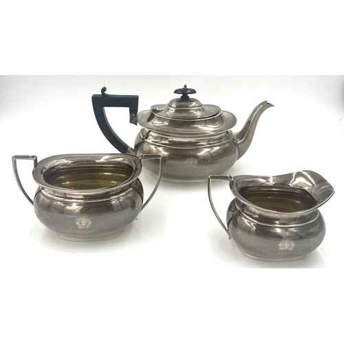 861 - Three piece silver tea service, teapot with ebony knop and handle. Birmingham 1923, maker Williams L... 