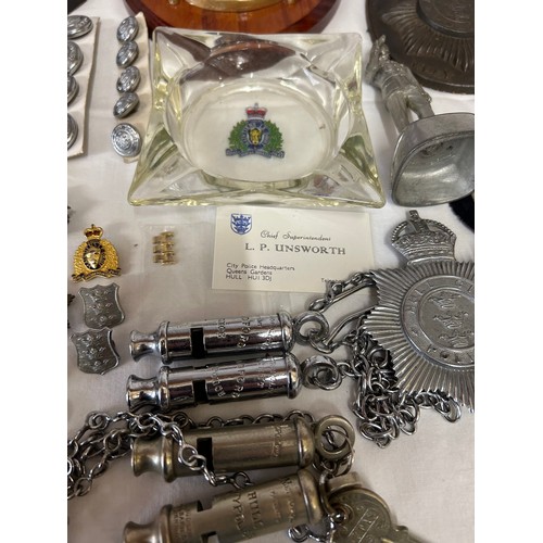 1421 - A collection of Police memorabilia related to Hull City/Humberside Police from Chief Superintendent ... 